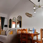 Panorama Old City Ocean View Apartment