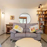 Tadawn Literary B&B