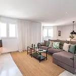 Puerto Banus Finest 2-Bdrm Apt - 50 Metres To Beach