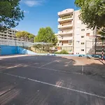 Salou-Piscina-Playa Port Aventura1