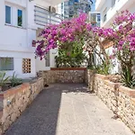 Hauzify I Apartaments Estela