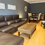 Elegante Apartamento En Playa Granada & Golf