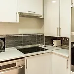 Lindo Apartamiento Tivoli
