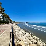 Apartment Overlooking The Beach