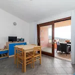 Appartamento Con Piscina 14