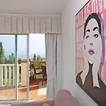 Rooftop Paradise Apartment