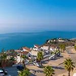 Olee Torrox Costa Holiday Rentals By Fuerte Group