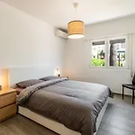 Calle Marbella Chalet With Garden By Beach