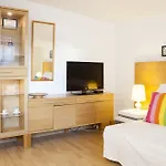 Las Ramblas Pasaje Bacardi Apartments