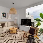 Bayview Hills, Luxury 2 Bedroom Apartment