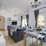 15 Noria Azul Sunny Apartment, Terrace, Pool, Wifi!