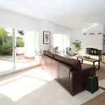 South Faced 4 Bdrm Townhouse With Pool In Marbella