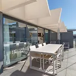 Luxury Apartment With 3 Bedrooms