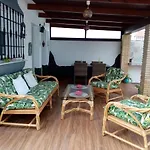 Rojas & Mar Chalet Con Piscina Salina