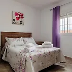 Rural House With Private Pool, New And Beautiful Garden