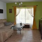 Rojas & Mar Chalet Con Piscina Salina