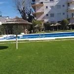 Apartamento En La Milla De Oro, A 100M De La Playa