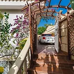 Luxury Villa El Duque