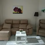Piso En Avda. Quinto Centenario