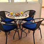 Estepona Port Beachside Apartment - Marina Bay