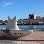 Moderno Apartamento. La Mejor Urbanizacion Gandia.