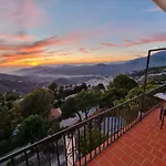 Lovely 2 Bed Apartment With Stunning Views & Pool