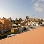 Top Floor Apartment Close To Beach