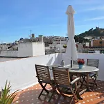 Quirky Townhouse With A Seaview Roof Terrace