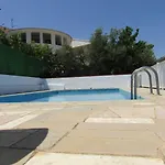 A H Rentals Casa Rovira Apto 3