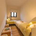 Centre-Terrace, Pool, Parking & Home-Office