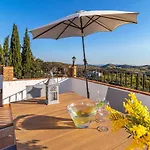 Awesome Home In Mijas With Wifi