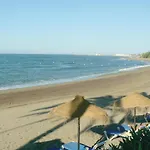 Cozy Apartment In Calahonda With Swimming Pool