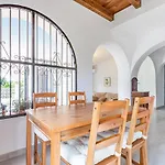Nice Home In Velez Malaga With Kitchen