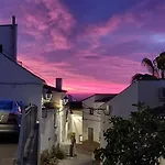 Casa Caballito De Mar Boutique B&B