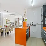 Belvilla By Oyo Apartment In La Herradura