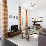 Julieta Historical Apartment By Alohamalaga