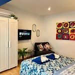 Begona Studio 221