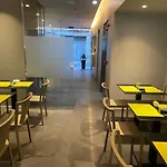 Hotel Mestral Perello