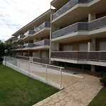 Apartment Residencial Mar I By Interhome
