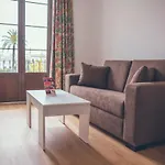 Apartamentos Puerta Sevilla