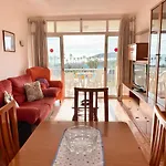 Sun And Beach Lovers 17159 La Pineda