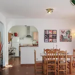 3 Bedroom Amazing Home In Frigiliana