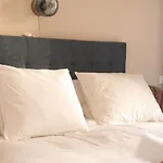 Shiny Mik Super Family Apartment