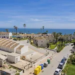 Cubo'S Estudio Esmeralda Beach