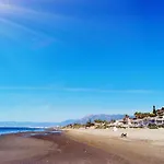 Elviria Beach Apartment In Marbella
