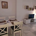 Apartamento Centrico Con Garaje Y Cercano A La Pl
