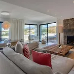 Duplex Penthouse With 3 Bedrooms