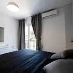 Spacious 2-Bedroom Apartment With Free Parking
