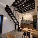 Oma Cadiz Apartments