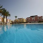 Apartamento En Vera A 300 M De La Playa, Con Patio Y Salida Directa A Calle